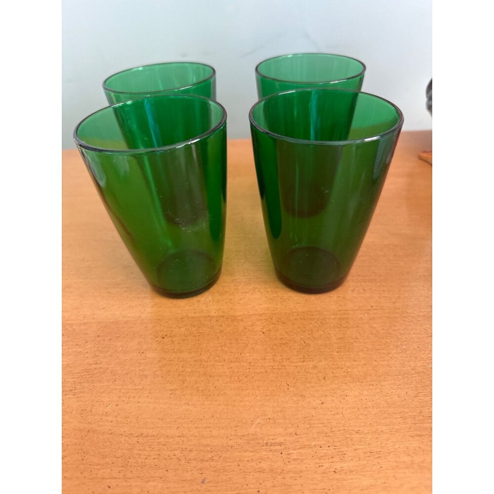 Set Of 4 Vintage Green Glass Drinking Tumblers